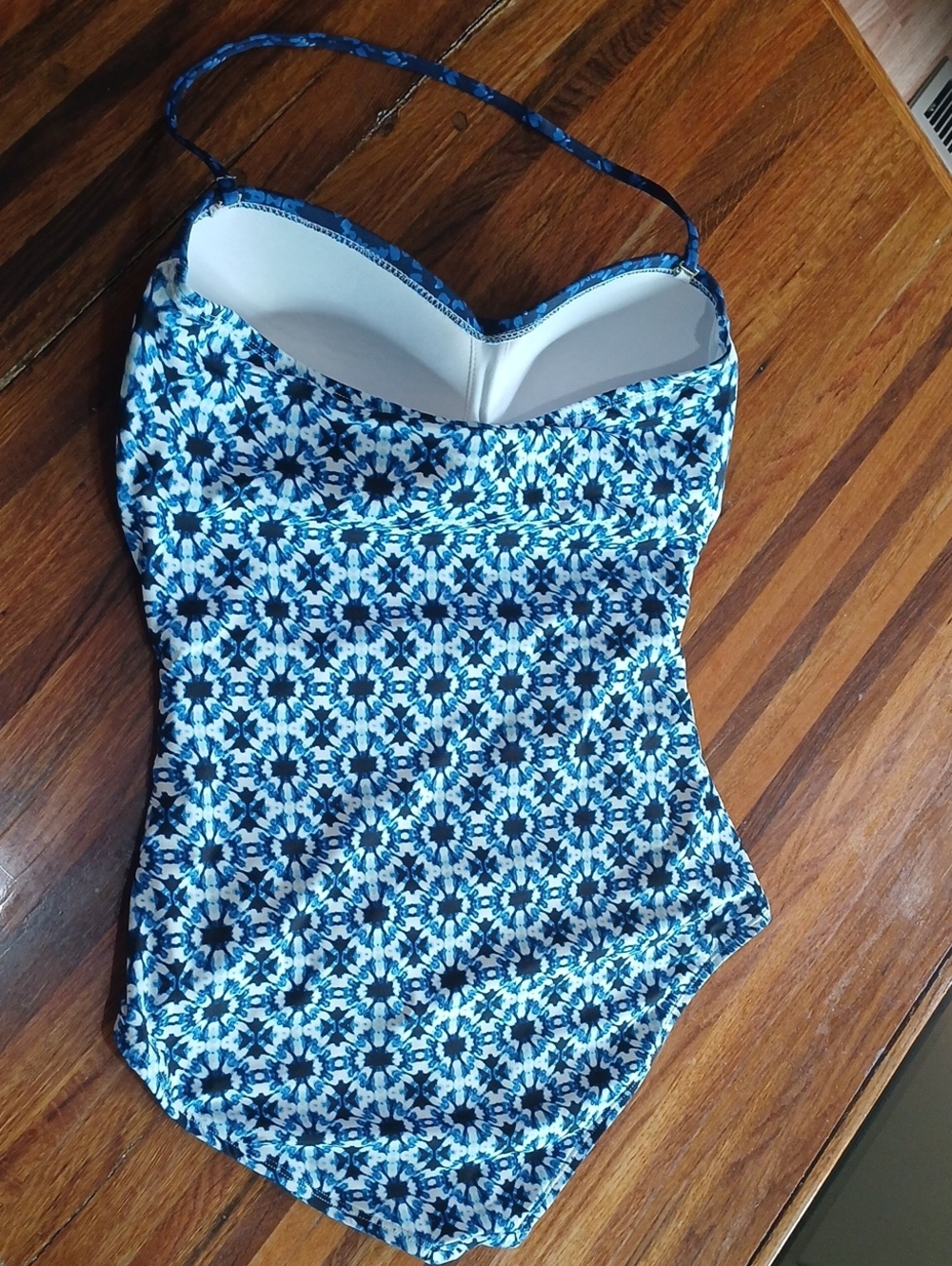 Tommy Bahama Shibori Splash Shirred Bandeau One Piece Swimsuit - 14 - Picture 3 of 7